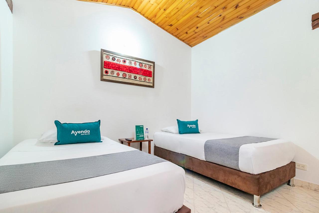 Ayenda Hotel Casona Santa Rosa Chia Exterior photo