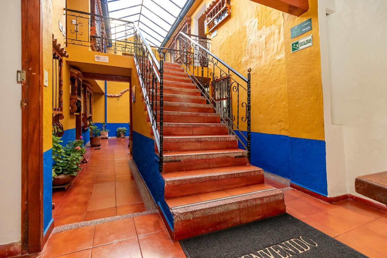 Ayenda Hotel Casona Santa Rosa Chia Exterior photo
